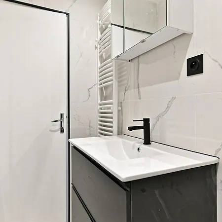 Apartment Modern Moulin Rouge Paris