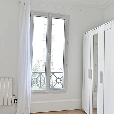 Apartment Modern Moulin Rouge *