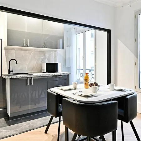 Modern Moulin Rouge Apartment Paris